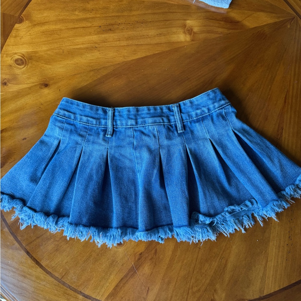 Amazon Blue Pleated Skater Micro Mini Skirt